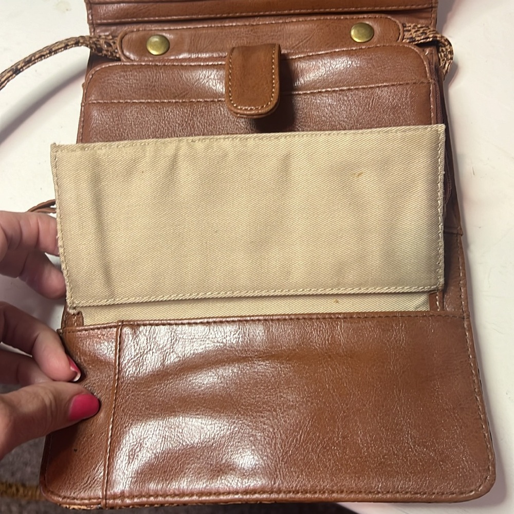 Coldwater Creek Purse Wallet Cross Body Bag Card Organizer Tan Brown - Picture 7 of 12